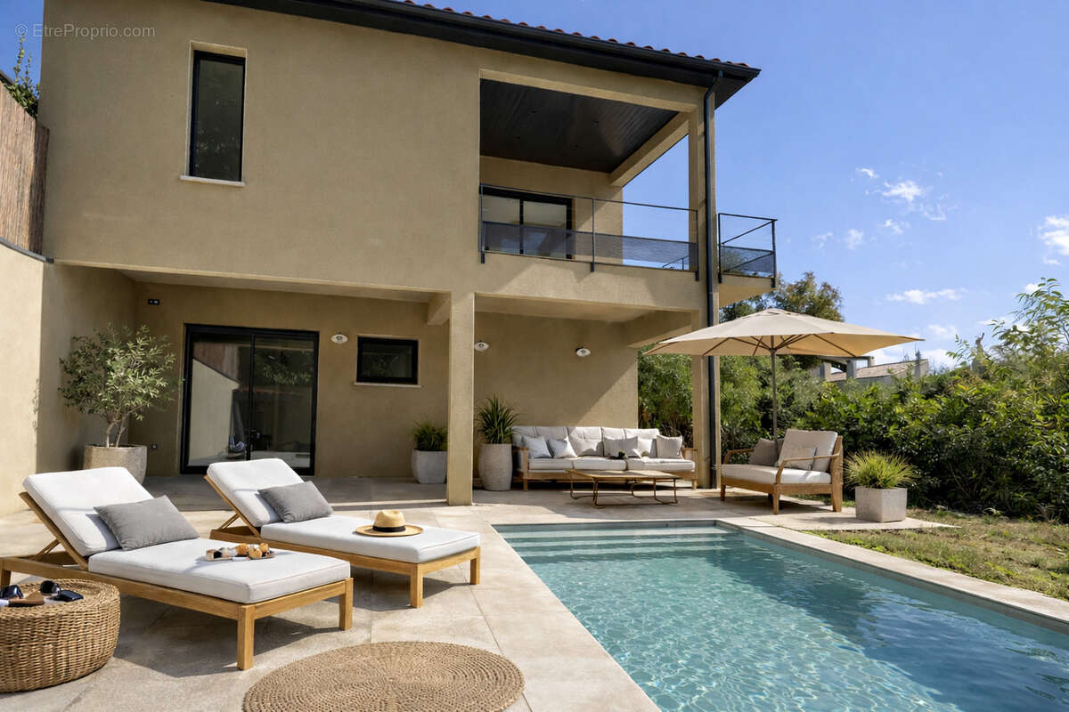 Maison à MONTBOUCHER-SUR-JABRON