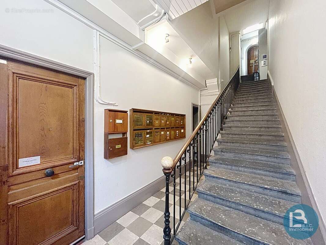 Appartement à LYON-6E