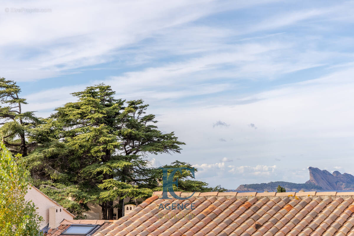 Appartement à SAINT-CYR-SUR-MER