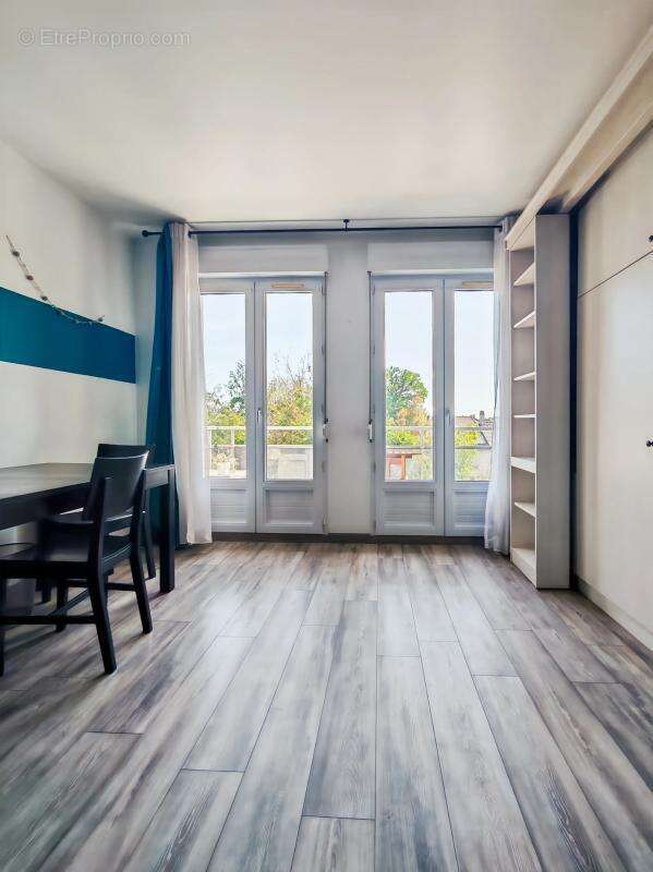 Appartement à PONTAULT-COMBAULT