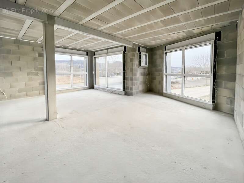 Maison à SAINT-POINT-LAC