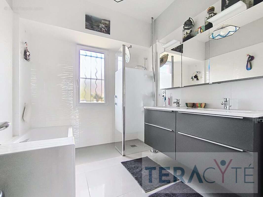 Maison à BOURG-EN-BRESSE