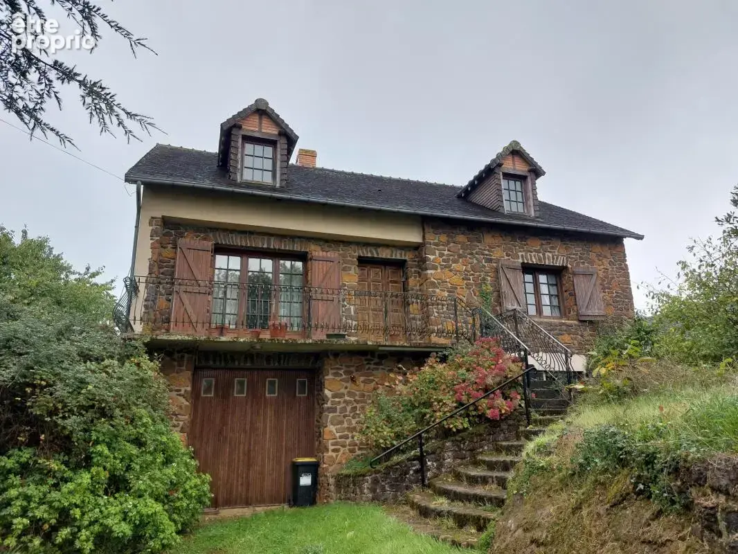 Maison à LA BAZOGE