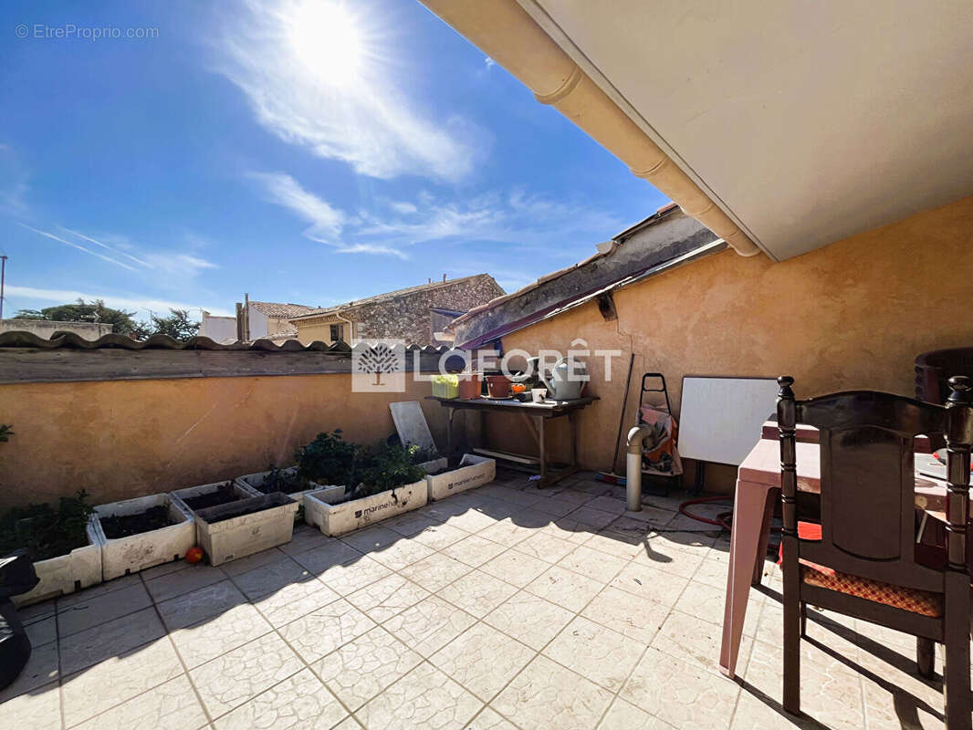 Appartement à SAINT-MAXIMIN-LA-SAINTE-BAUME
