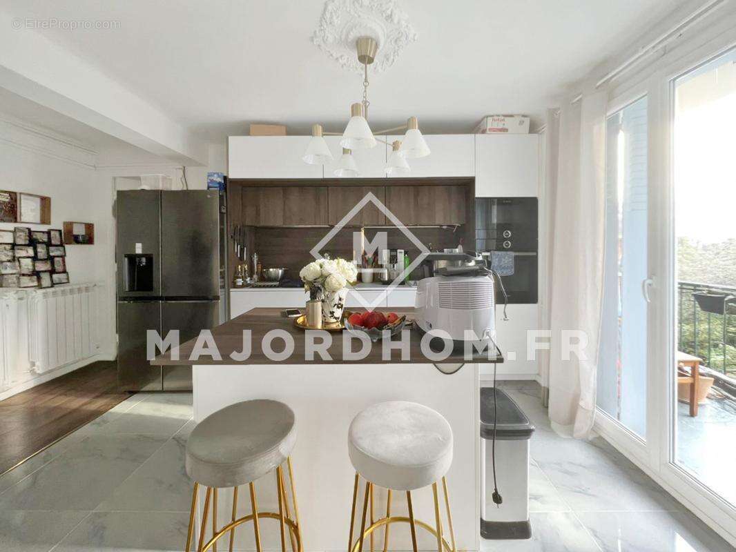 Appartement à MARSEILLE-13E