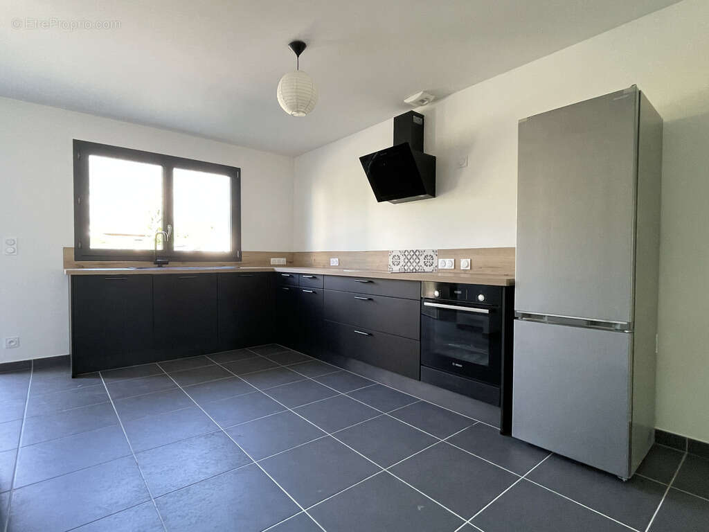Maisons T5 + garage et jardin - photo 3