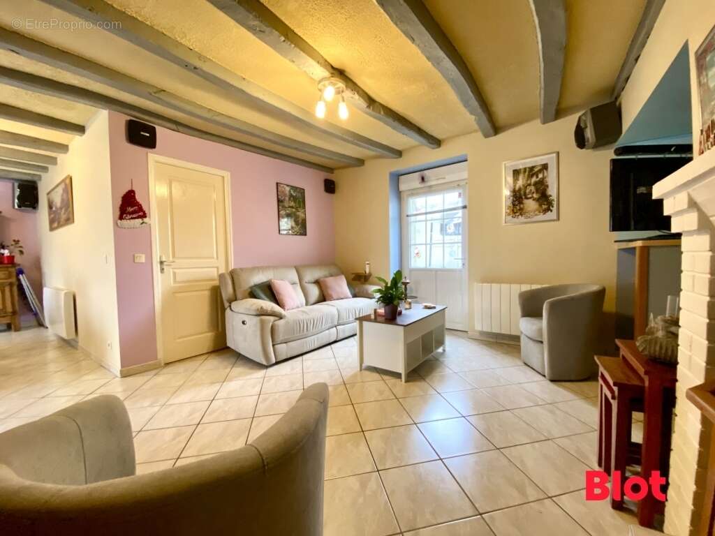 Maison à BOISGERVILLY