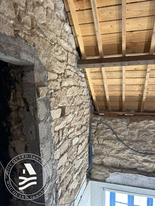 Maison à CRACH