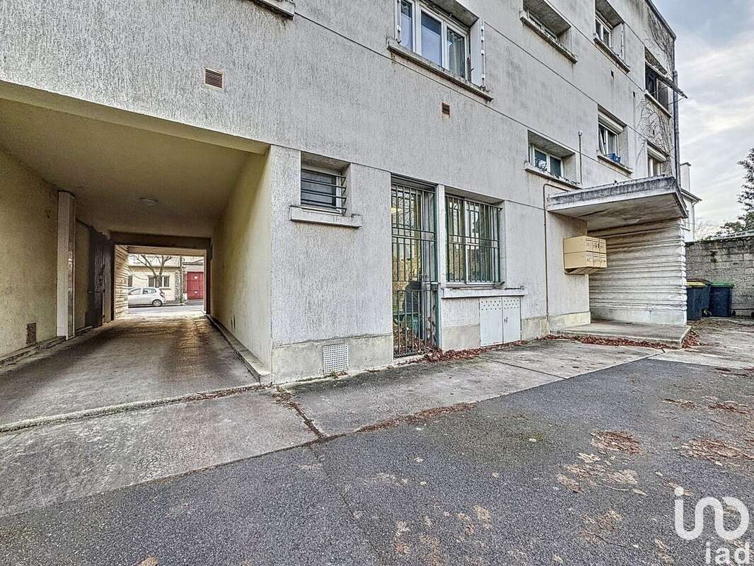 Photo 7 - Commerce à SAVIGNY-SUR-ORGE