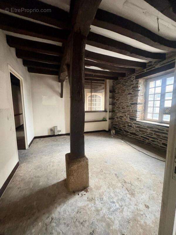 Appartement à MUR-DE-BRETAGNE