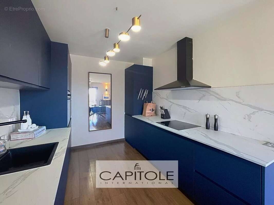 Appartement à LE CANNET