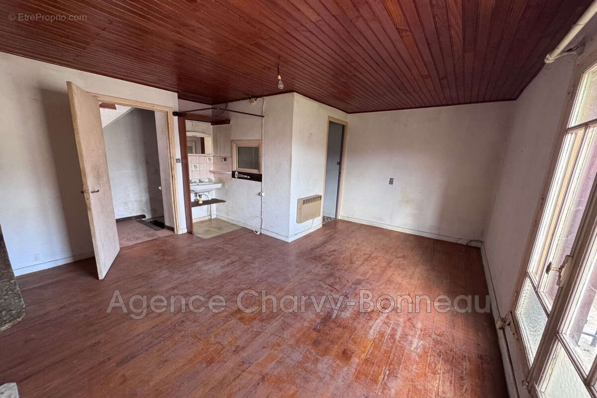 Maison à MONTJOIE-EN-COUSERANS