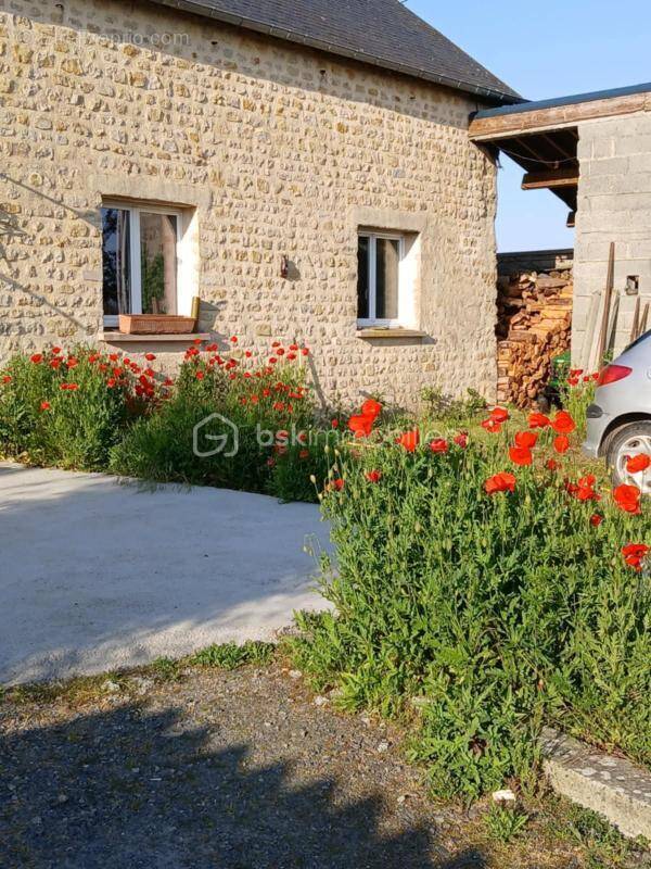 Maison à TREVIERES
