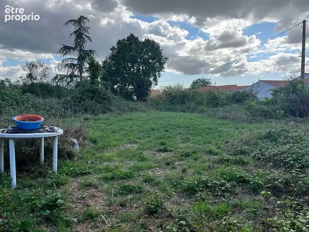 Saint christophe du ligneron - maison a renover 42m² - terrain  1122m² - photo 7