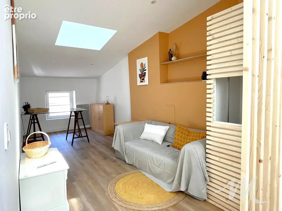 Magnifique triplex entièrement rénové d’environ 100 m² - photo 2