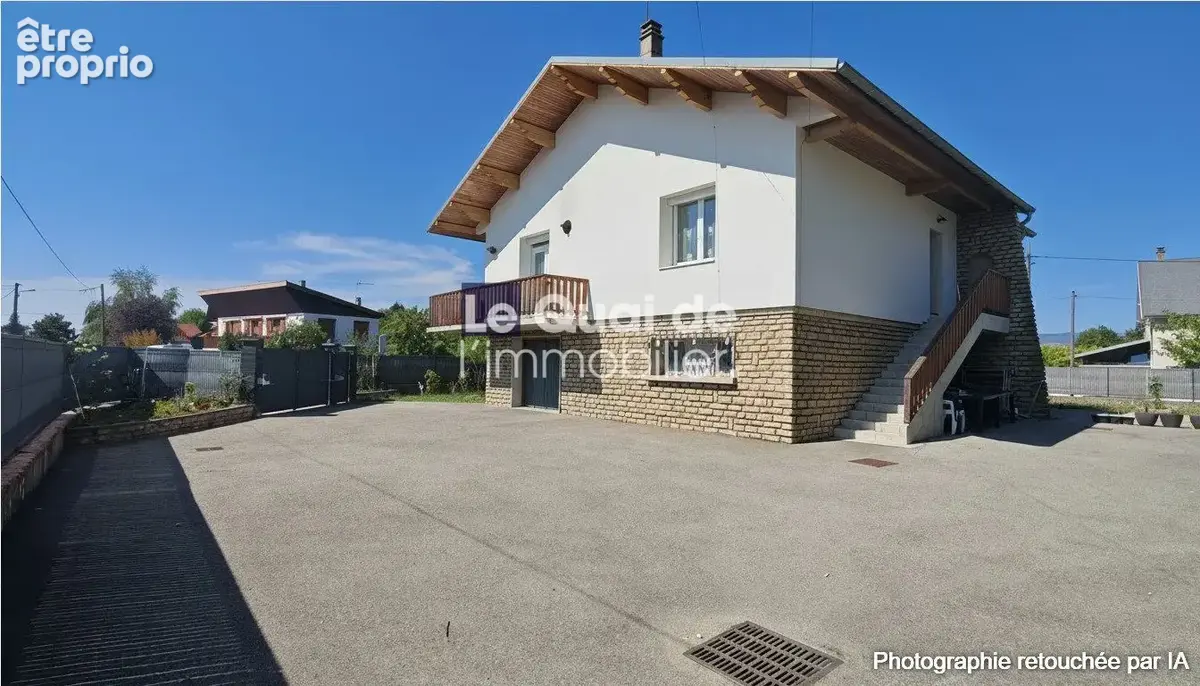 Maison 6 pièces 183 m² à vendre à Le Pont-De-Beauvoisin (38480) - photo 2