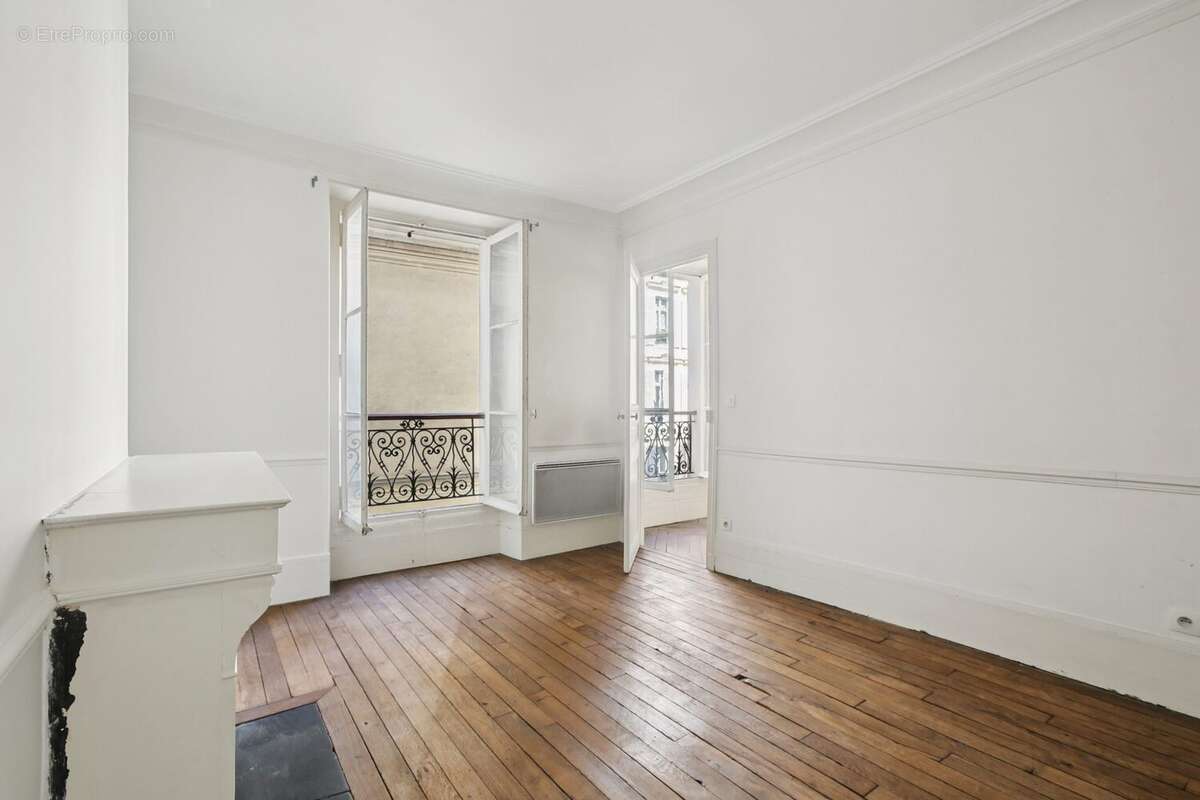 Appartement à PARIS-5E