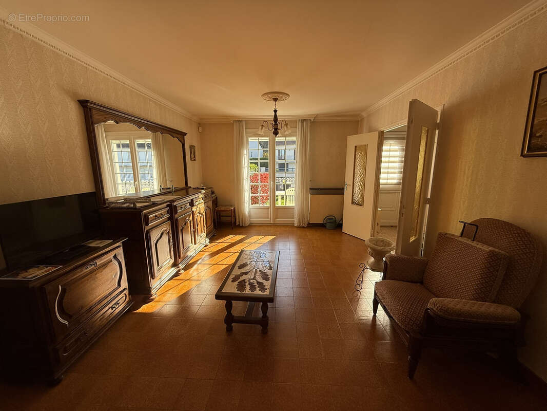 Maison à BELLERIVE-SUR-ALLIER