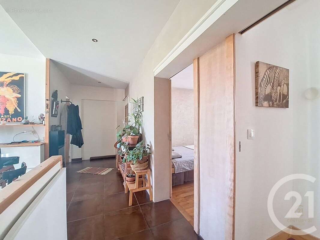 Appartement à GRIGNY