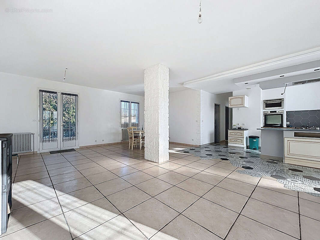 Maison à BREUIL-MAGNE