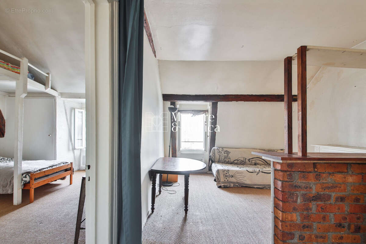 Appartement à PARIS-6E