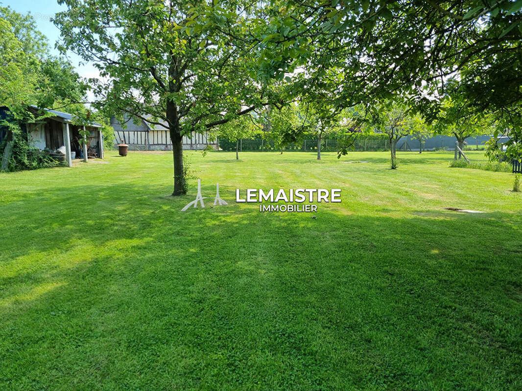 Maison à LA LANDE-SAINT-LEGER