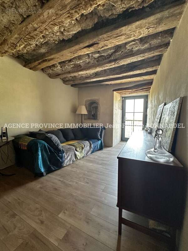 Maison 135 m² à Taulignan  - photo 3