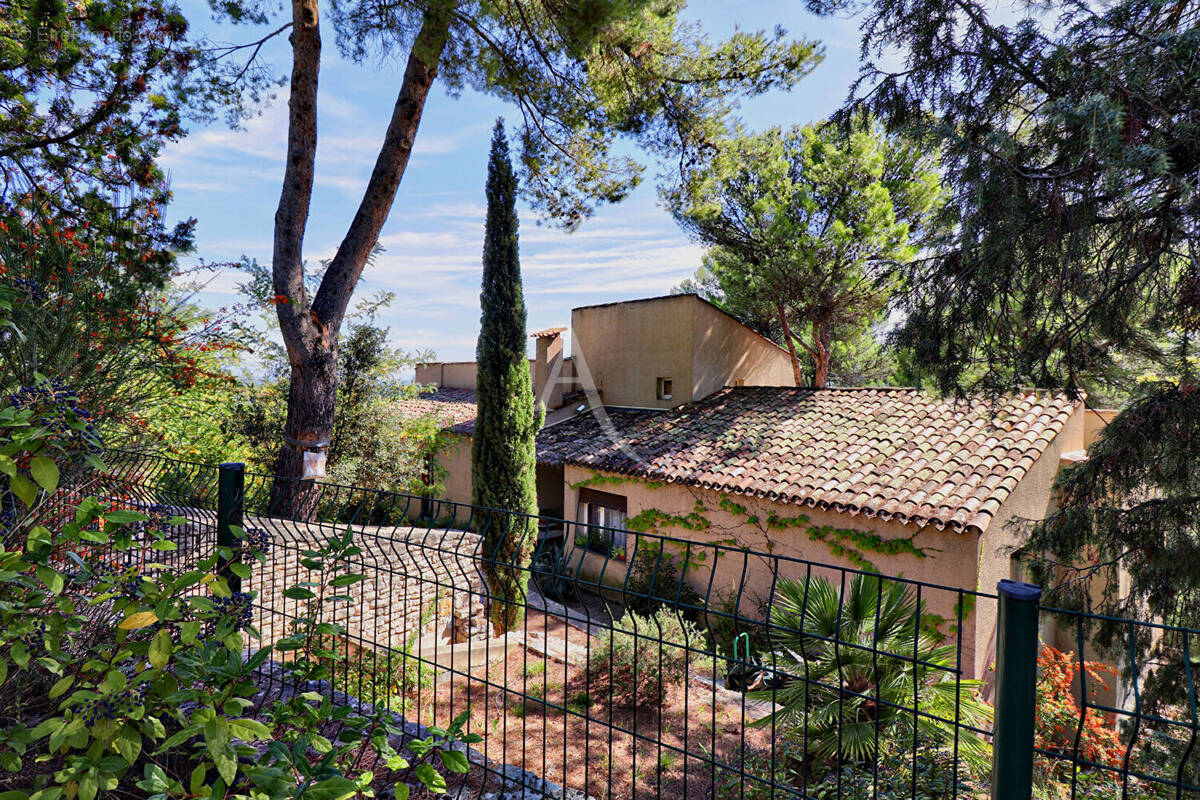 Maison à PIERREVERT