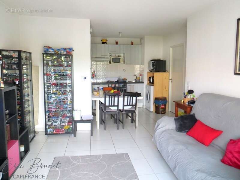 ANDERNOS-LES-BAINS - appartement T2 occupé - 1er et dernier étage - avec parking - photo 2