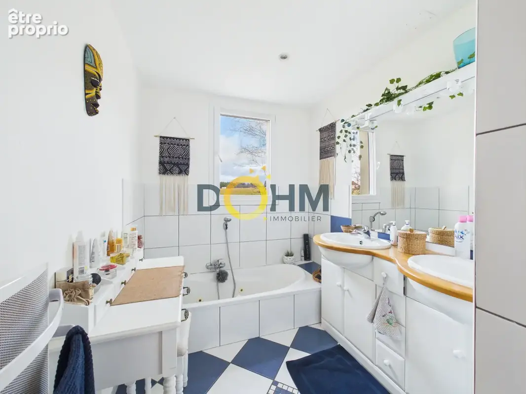 A vendre belle maison familiale sur grand terrain au calme - photo 6
