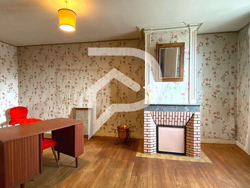 Maison à SAINT-SEURIN-SUR-L&#039;ISLE