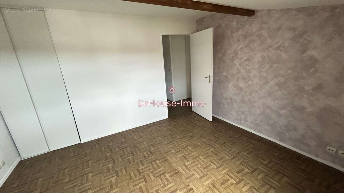 Appartement à DAMMARIE-LES-LYS