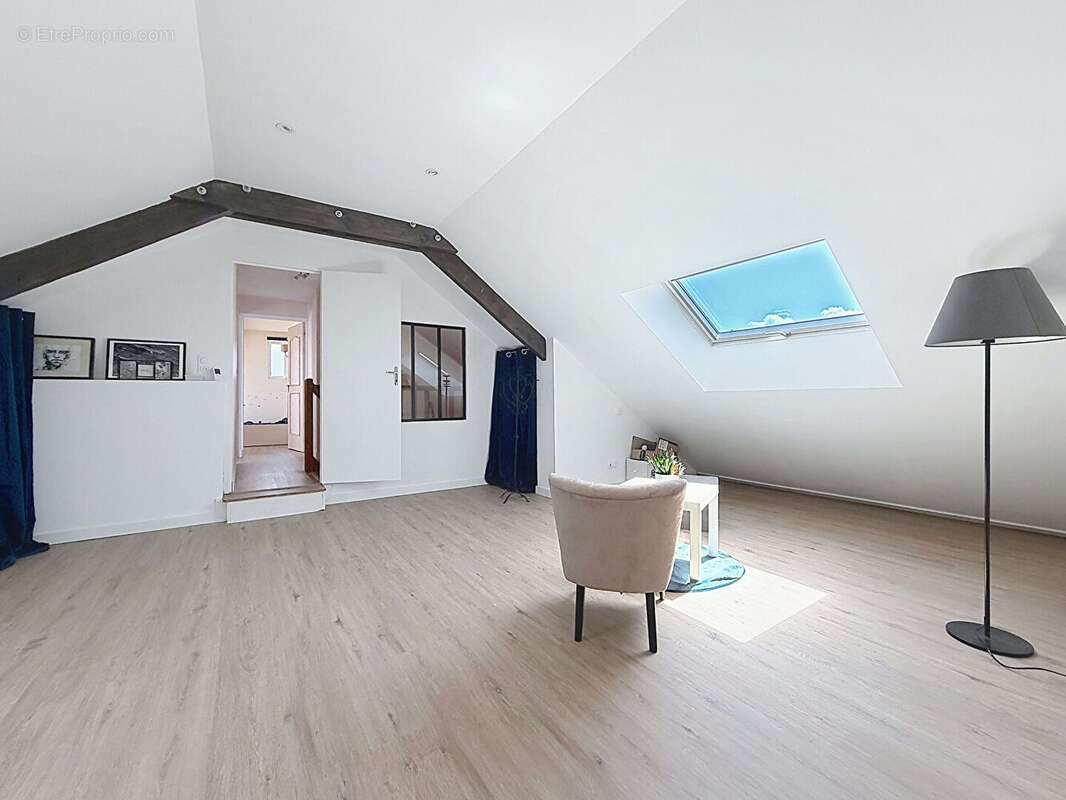 EXCLUSIVITE - CAEN NORD - Maison avec 5 chambres - photo 2