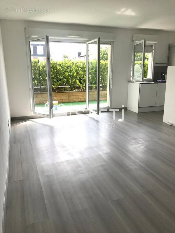 Photo 1 - Appartement à CREPY-EN-VALOIS