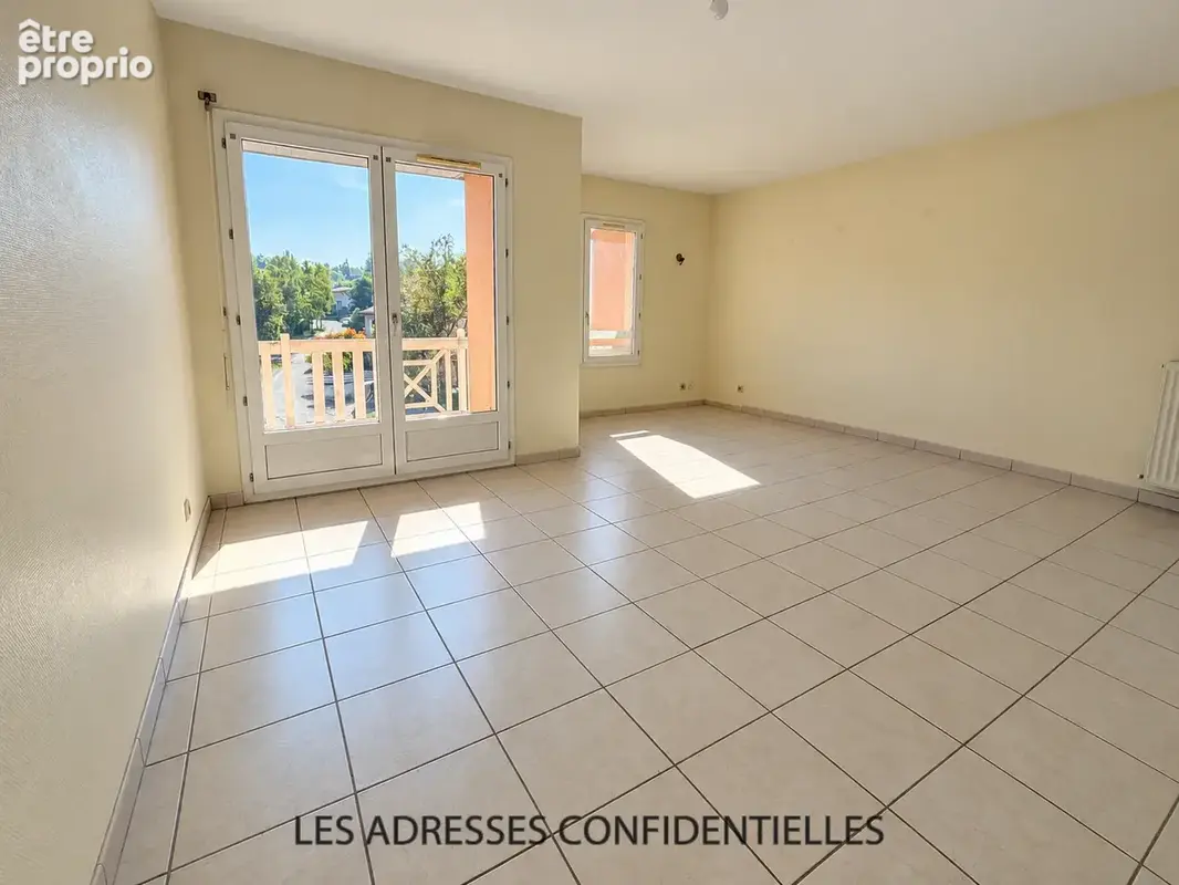 Lissieu - 2 pieces - dernier étage avec balcon et vue dégagée - photo 4