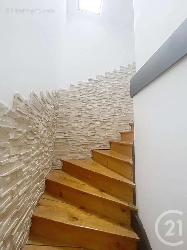 Maison à THAON-LES-VOSGES