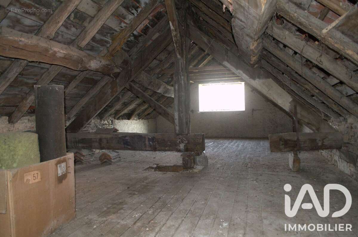 Appartement 190 m² à Liffol-Le-Grand  - photo 9
