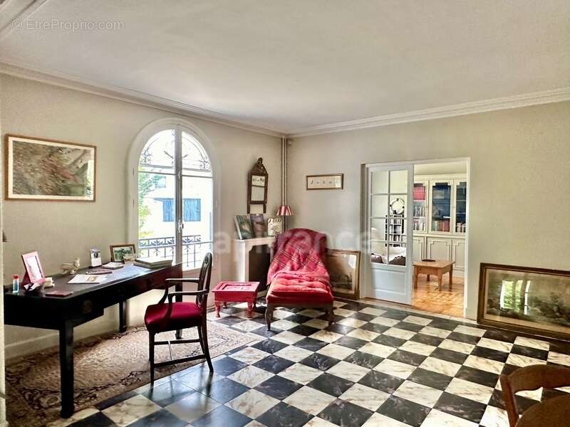 Maison à MAISONS-LAFFITTE