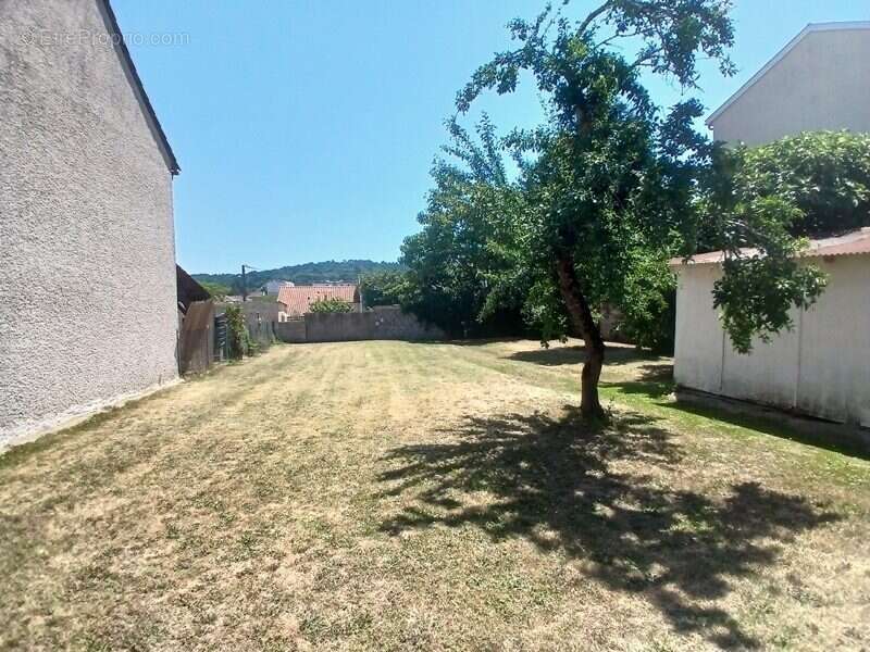Terrain à PERIGUEUX