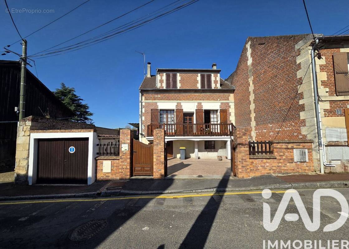 Photo 1 - Maison à LIANCOURT