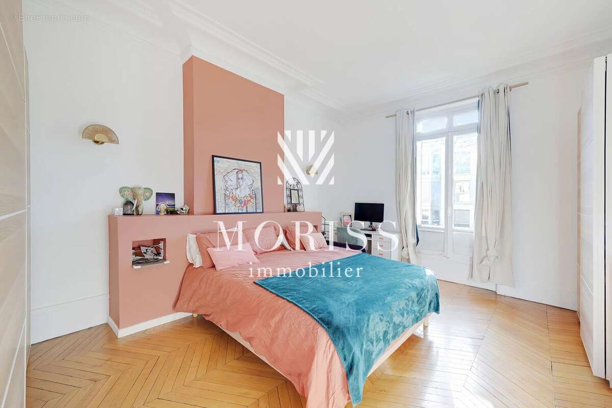 Appartement à CHARENTON-LE-PONT