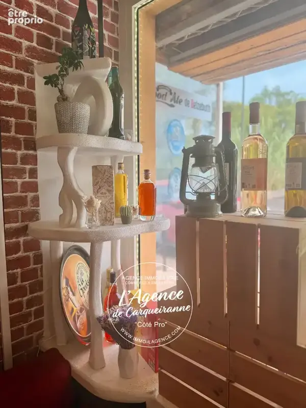Location gerance bar a vins bieres avec licence iv ou fonds de commerce idealement situe dans le quartier de la faviere bormes-l - photo 7