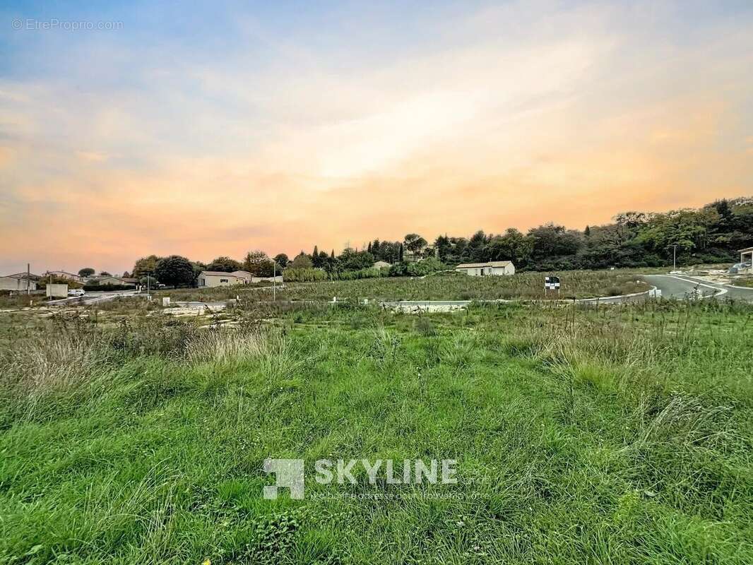 Terrain à BOURG-SAINT-ANDEOL
