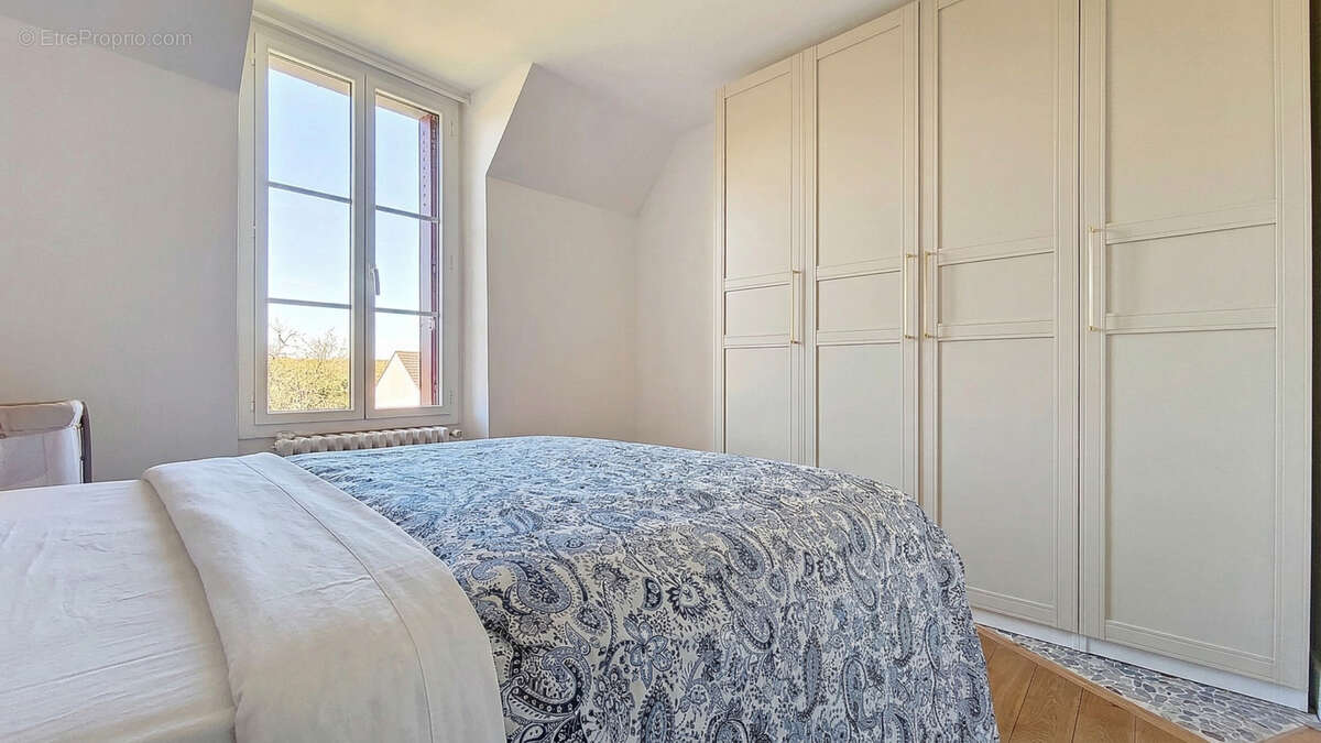 Maison à FERRIERES-EN-BRIE