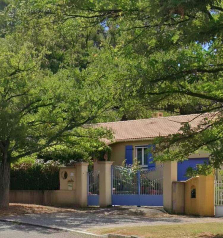 Maison type 5 pièces, 92 m² habitables, Draguignan SUD - photo 10