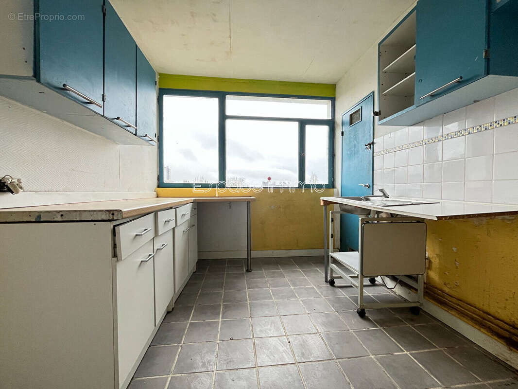 Appartement à MONT-SAINT-AIGNAN