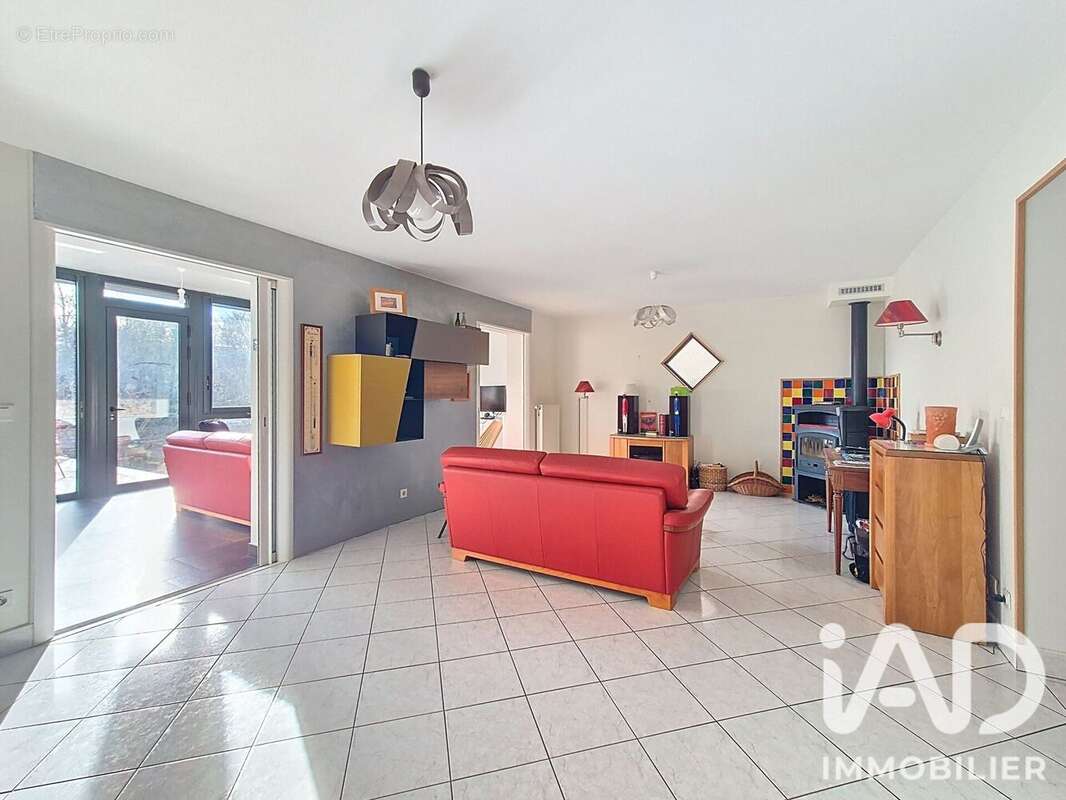 Photo 6 - Maison à LES CLAYES-SOUS-BOIS
