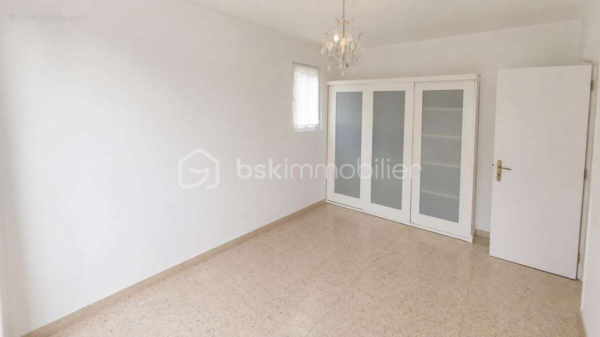 Maison à HYERES