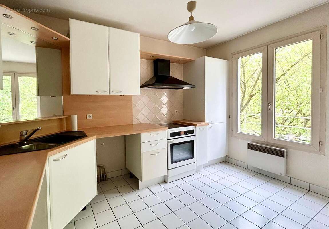 Appartement 100 m² à Angers  - photo 5