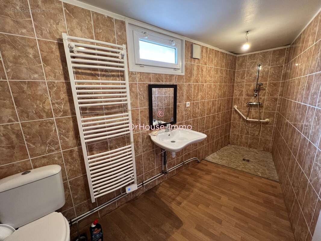 Maison 100 m² à Le Menil-De-Briouze  - photo 2